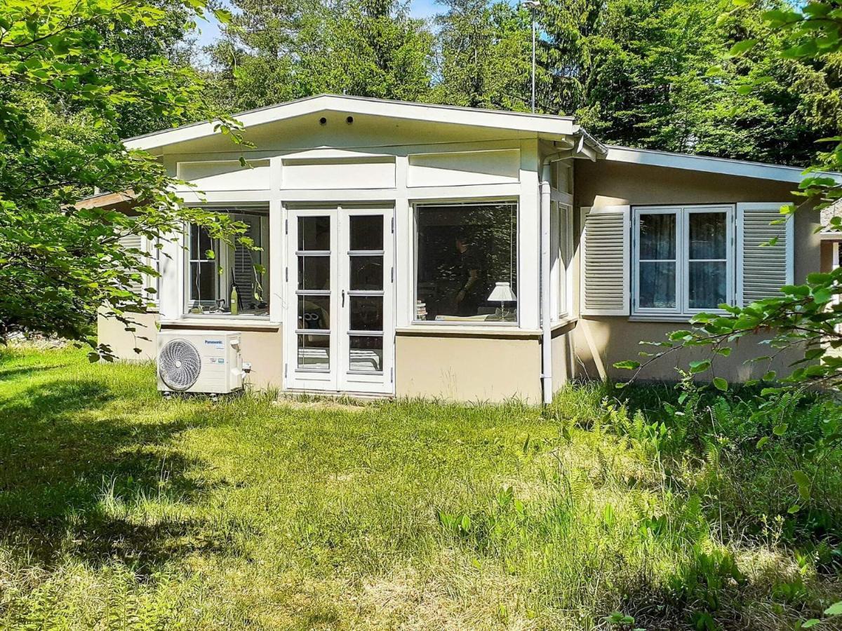 4 Person Holiday Home In Frederiksv Rk Frederiksværk Exteriör bild